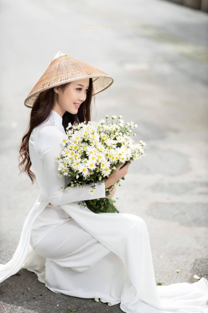 Ảnh Gái Đẹp Tóc Ngắn Ngầu – Những Hình Ảnh Quyến Rũ, Đầy Cảm Hứng Về Vẻ Đẹp Hình Thể